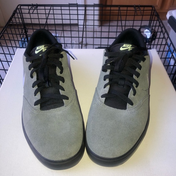 nike sb solarsoft suede